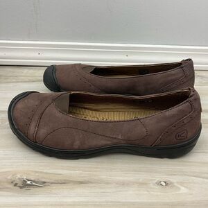 Keen Brown Flats
